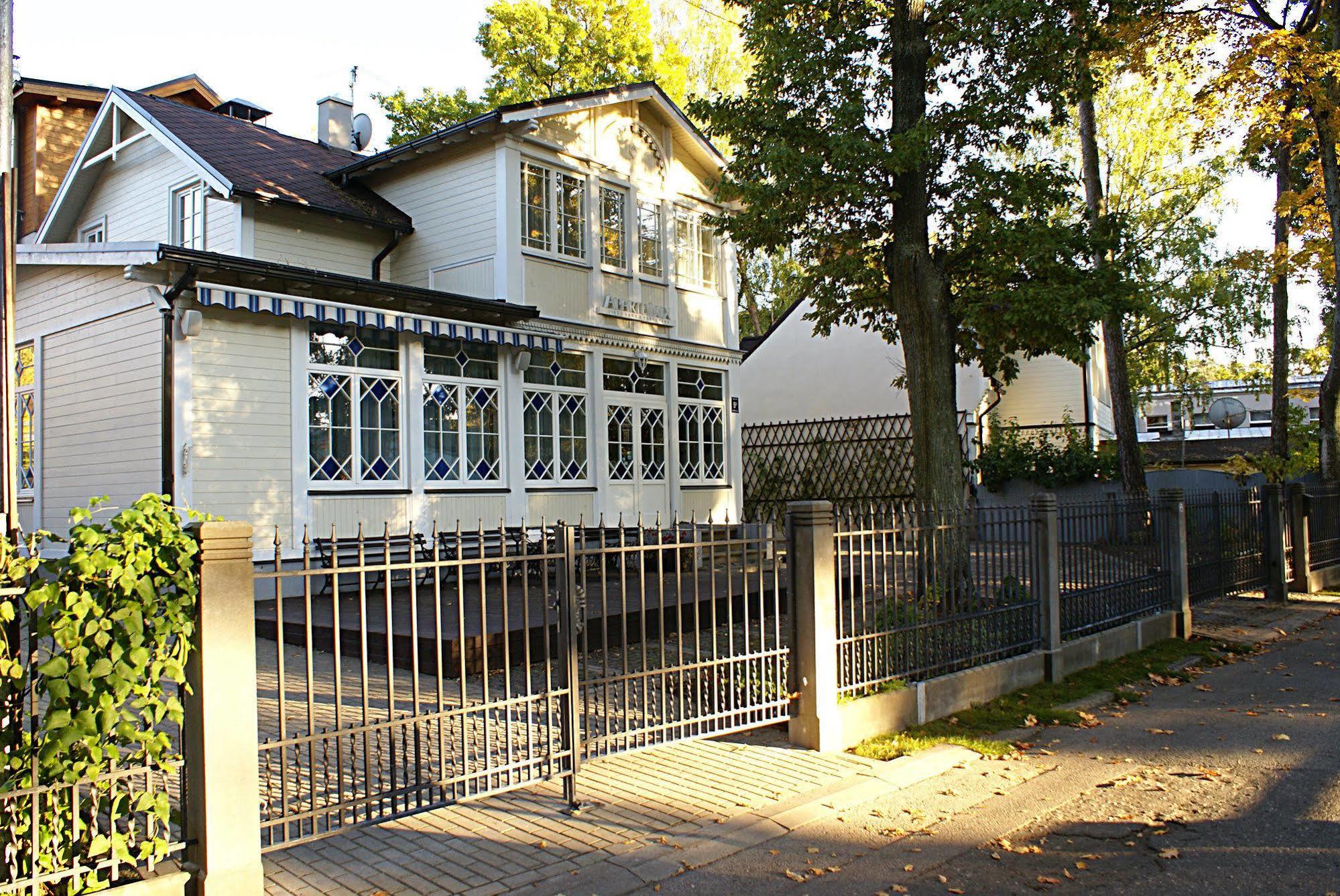 Aparte Lux Jūrkalne Exterior foto